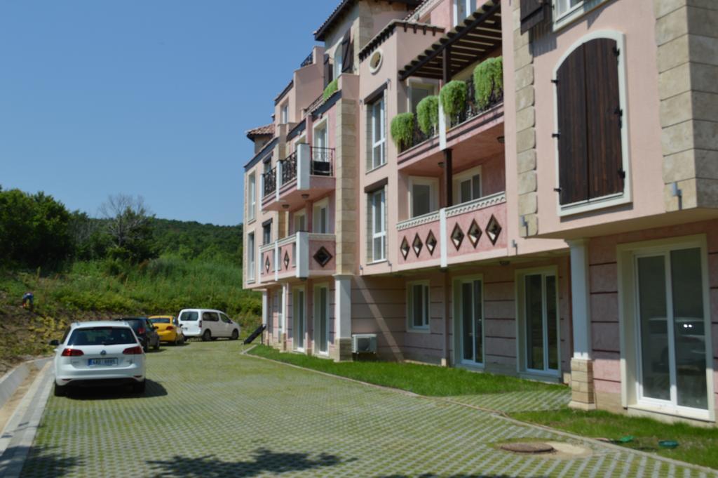 Gitea Saint Johan Apartments Созопол Екстериор снимка